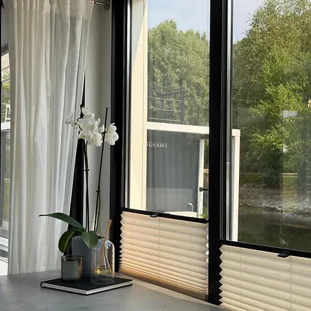 Botel Design-hausboot Am Rheinsteig Lorch am Rhein